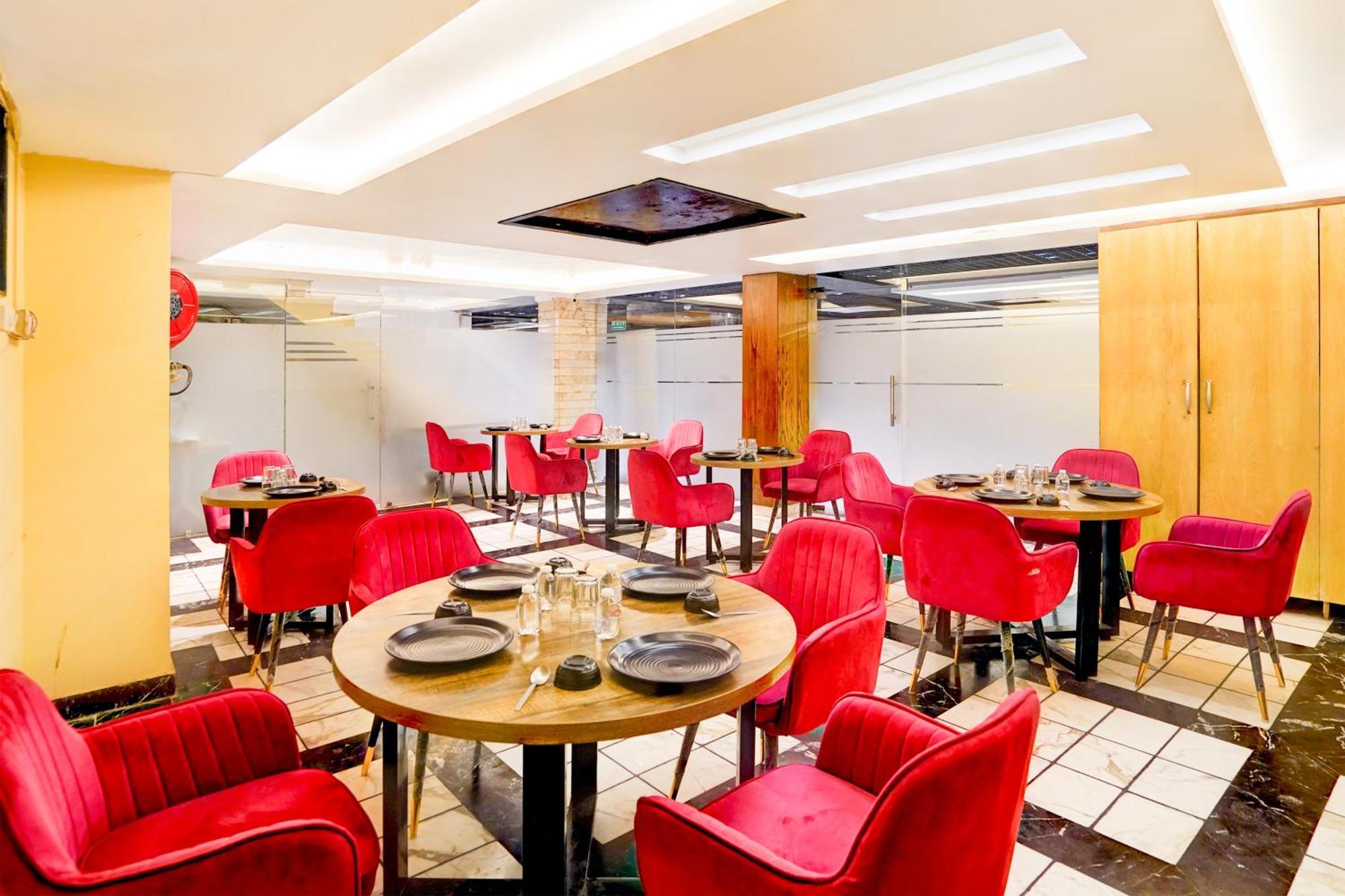 Staybook Hotel Nitya Maharani Free Airport Pickup Yeni Delhi Dış mekan fotoğraf