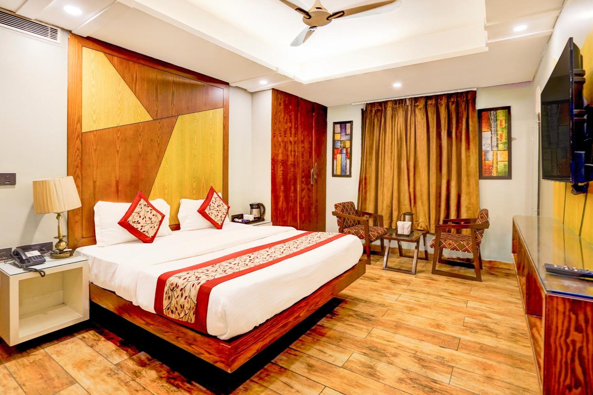 Staybook Hotel Nitya Maharani Free Airport Pickup Yeni Delhi Dış mekan fotoğraf