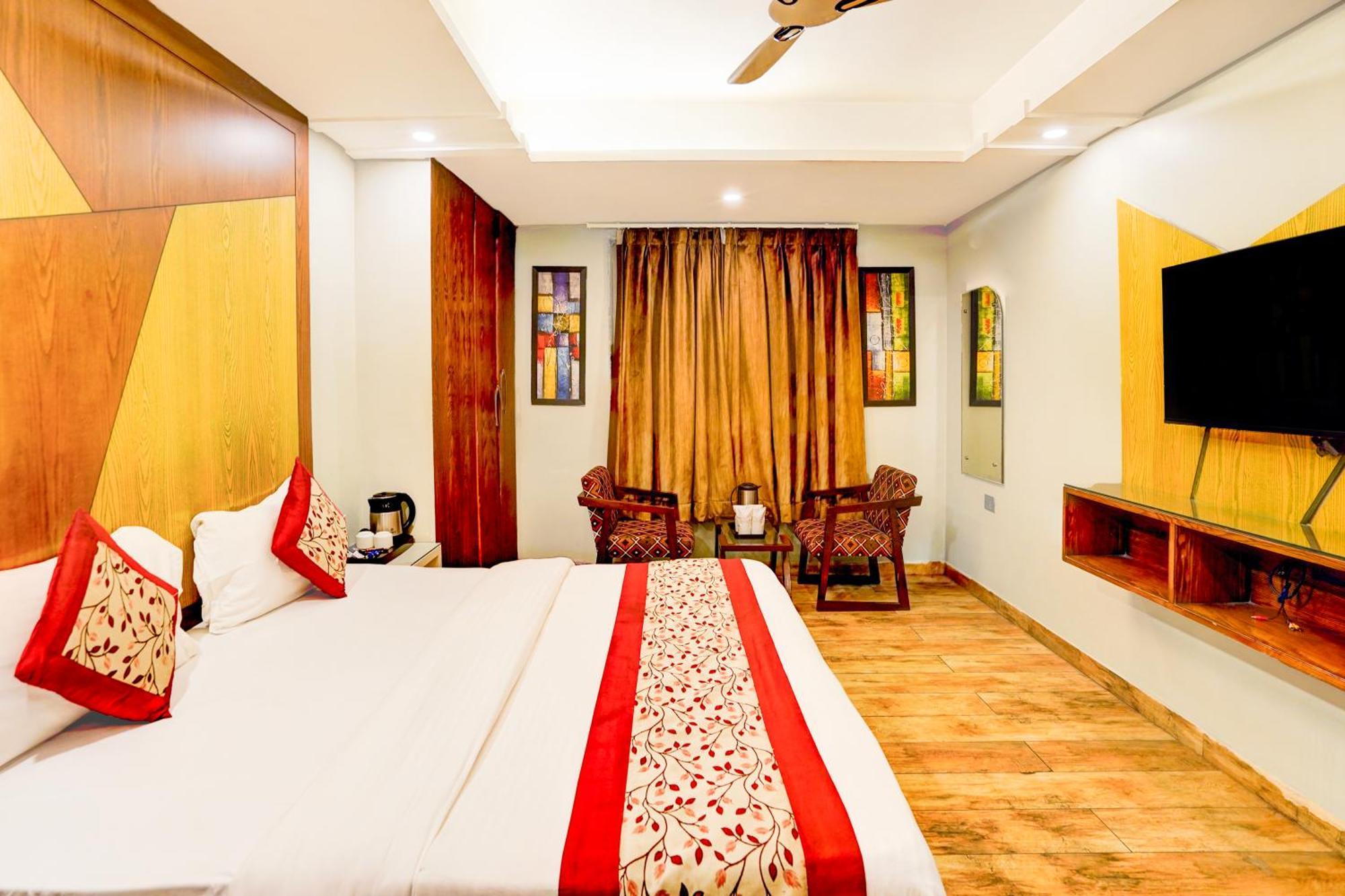 Staybook Hotel Nitya Maharani Free Airport Pickup Yeni Delhi Dış mekan fotoğraf