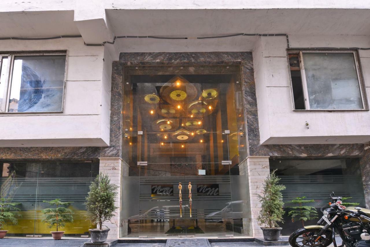 Staybook Hotel Nitya Maharani Free Airport Pickup Yeni Delhi Dış mekan fotoğraf