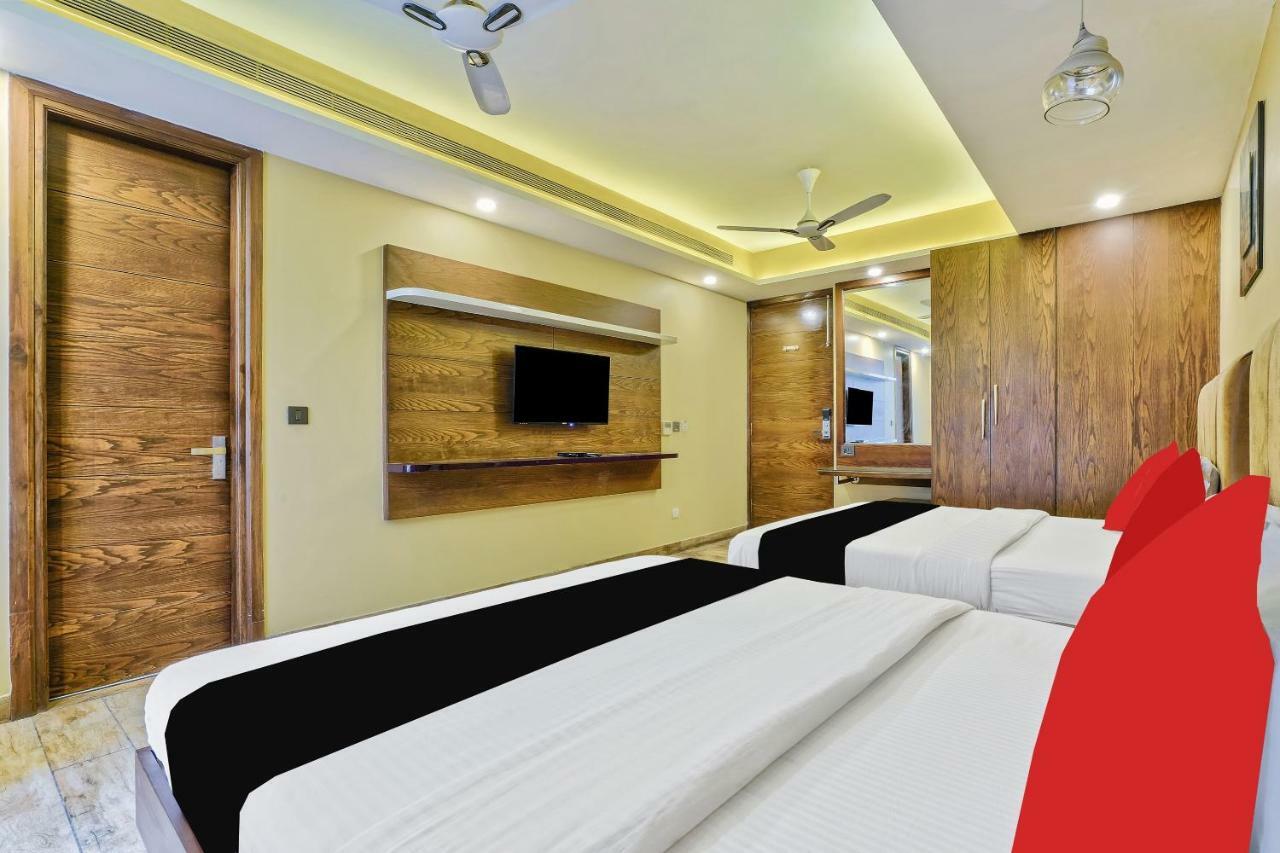 Staybook Hotel Nitya Maharani Free Airport Pickup Yeni Delhi Dış mekan fotoğraf